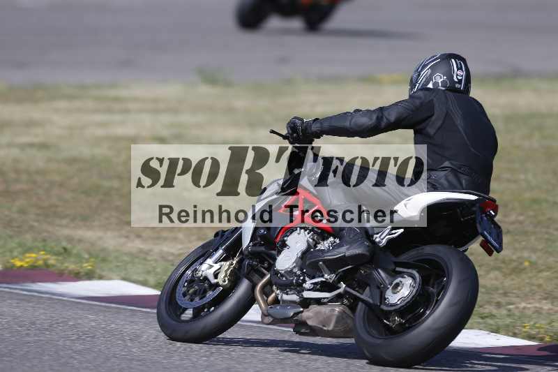 /21 17.06.2026  Ducati Schweiz Track Warmup ADR/Gruppe blau/52